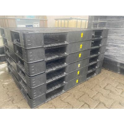Paleta plastikowa 1300x1100x120mm przemysłowa IBC